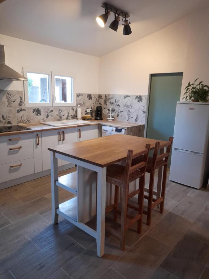 L'Atelier Des Reves Villa Capestang Exterior photo
